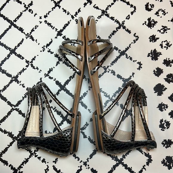 ISOLA Women’s Sandals - US Size 9 - EUC - Picture 5 of 9